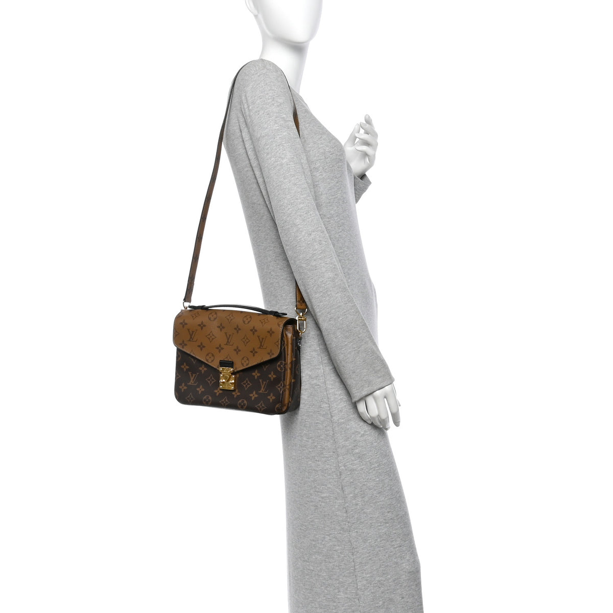 Reverse Monogram Pochette Metis
