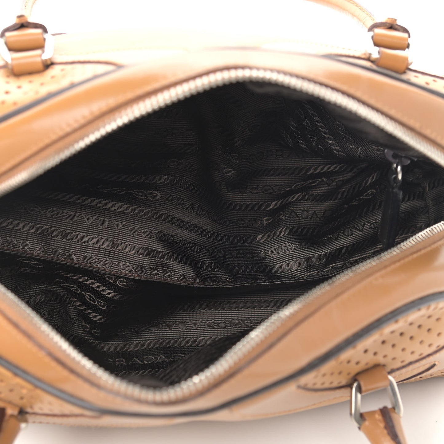 Vitello Drive Perforated Bowling Bag Naturale