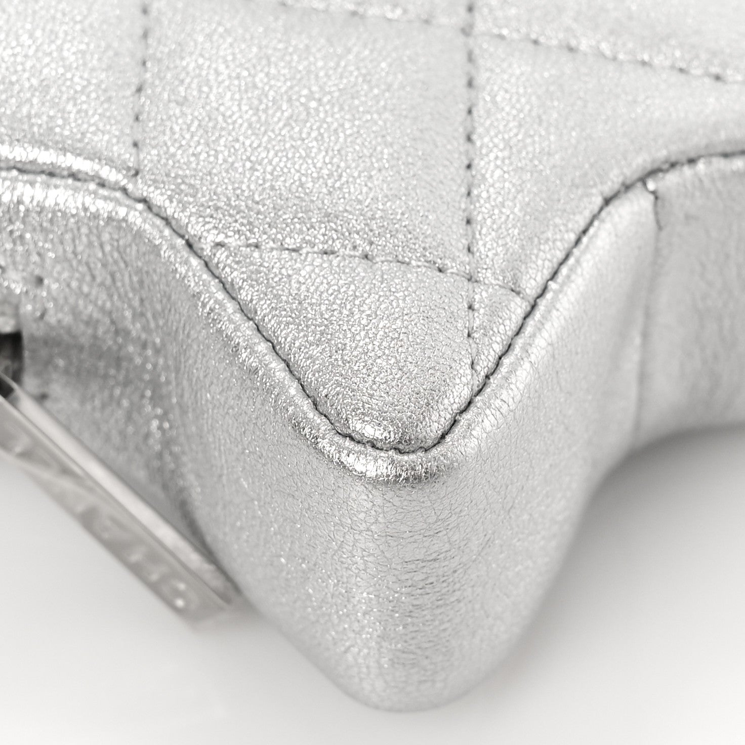 Chanel Metallic Lambskin Walk Of Fame Star Clip On Coin Purse Silver 8 of 9