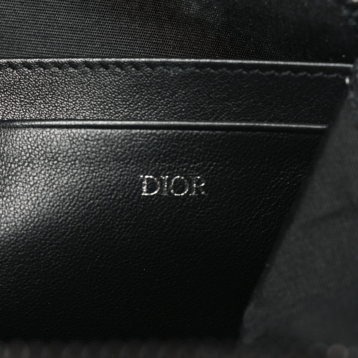 Oblique Messenger Pouch Black