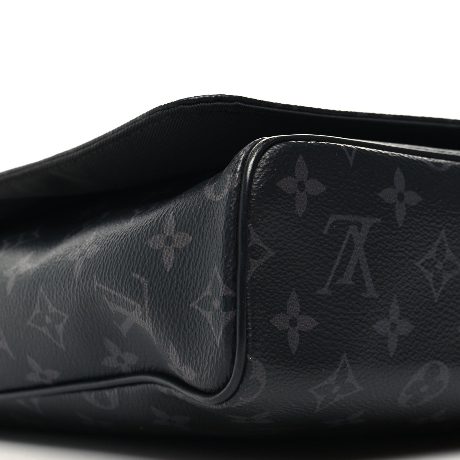 Louis Vuitton Monogram Eclipse District MM 8 of 10