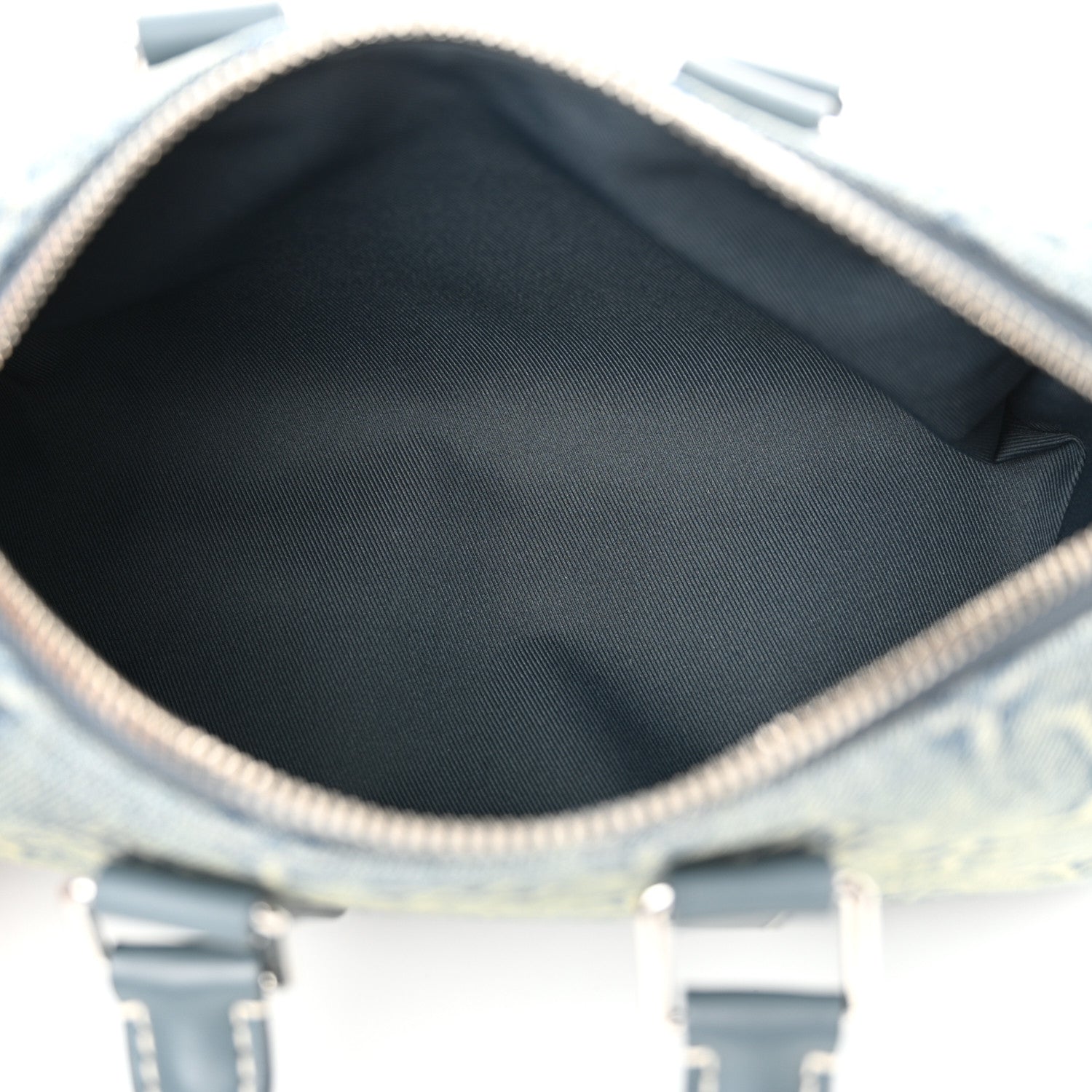 Louis Vuitton Monogram Washed Denim Keepall Bandouliere 25 5 of 9
