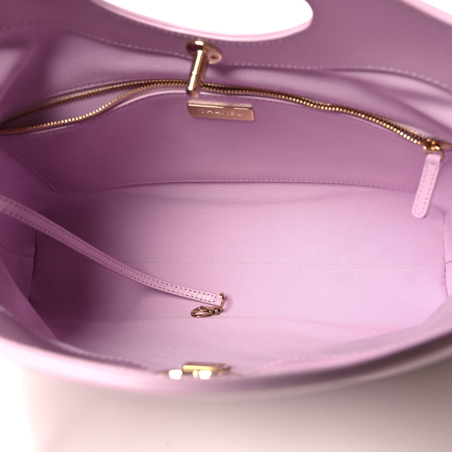 Shiny Lambskin Quilted 31 Shopping Bag Lilac