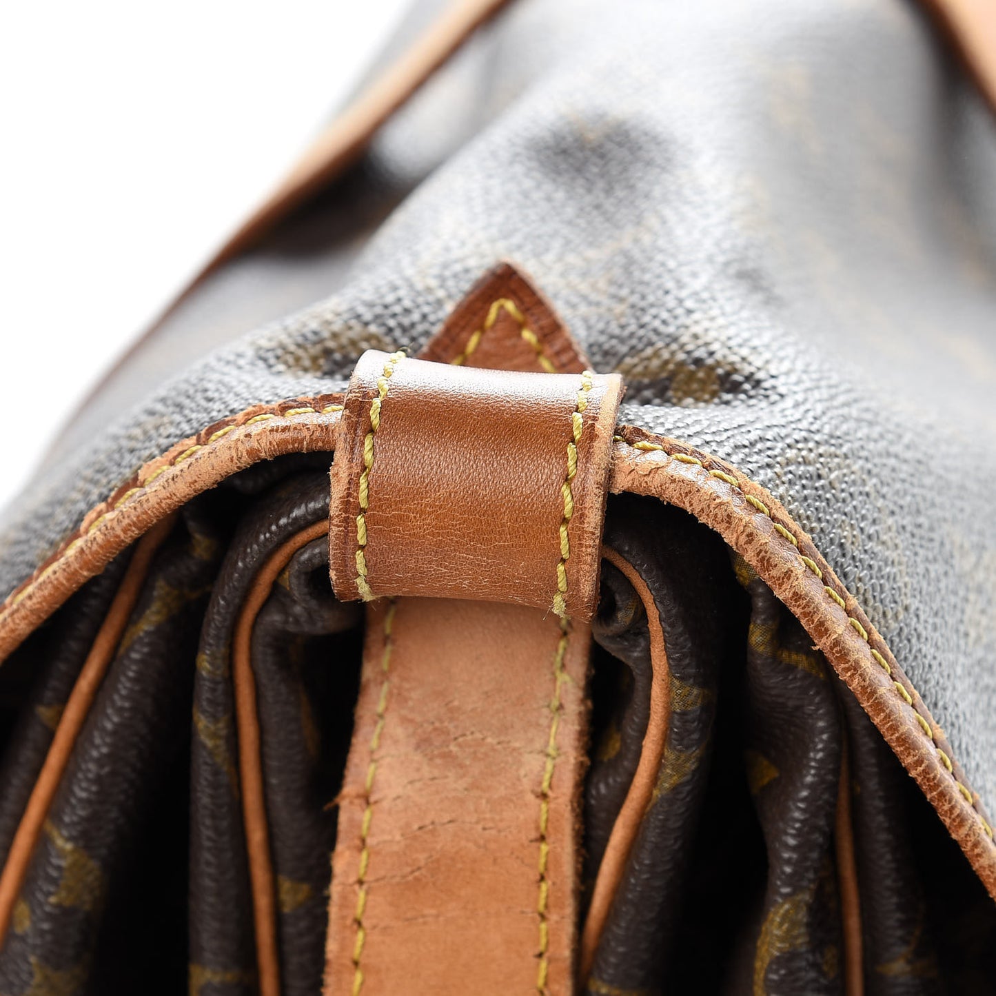 Monogram Saumur 35