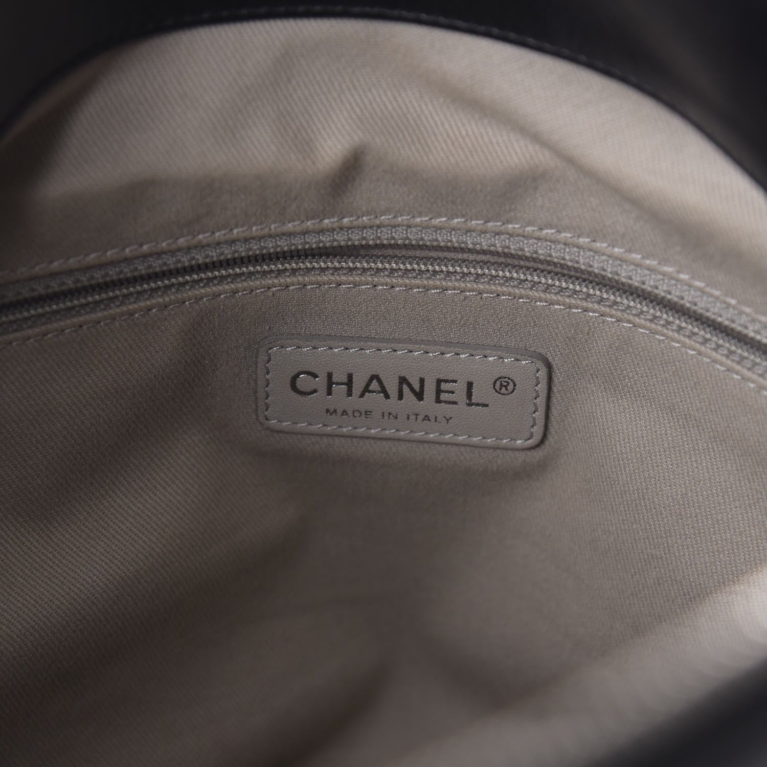 Chanel Calfskin CC Crave Tote Black 8 of 10