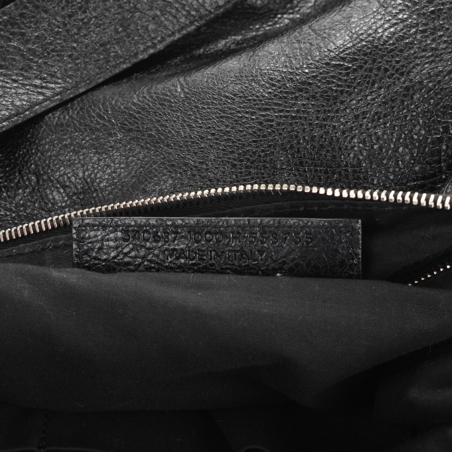 Agneau Mens Day Messenger Black