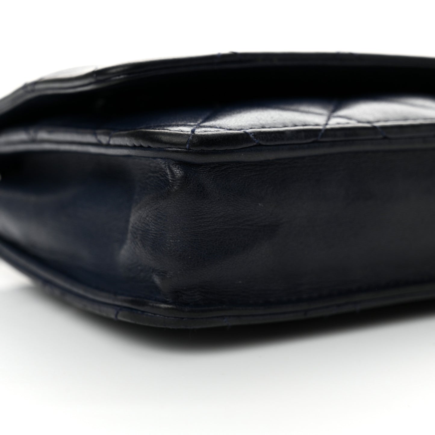 Lambskin Quilted Wallet On Chain WOC Navy Blue