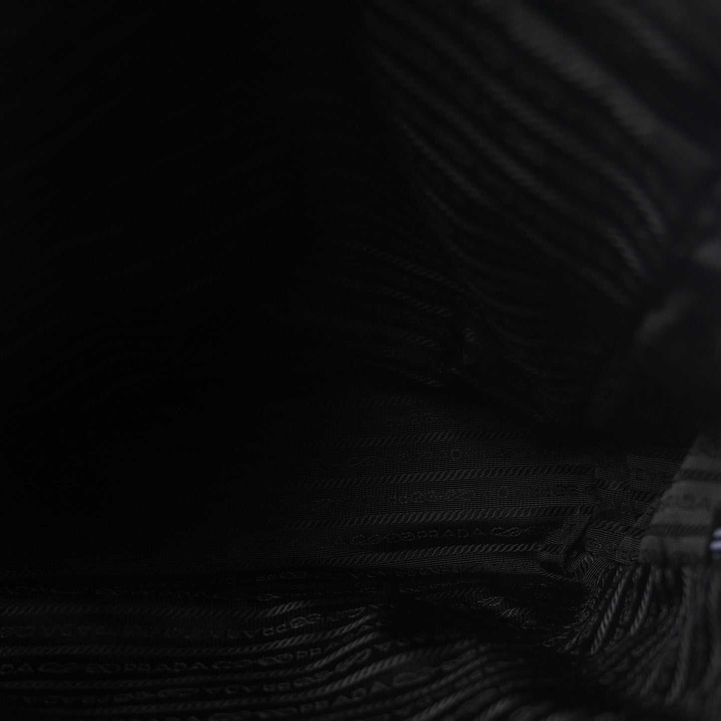Re-Nylon Stitched Re-Edition 1995 Chaine Medium Tote Bag Black