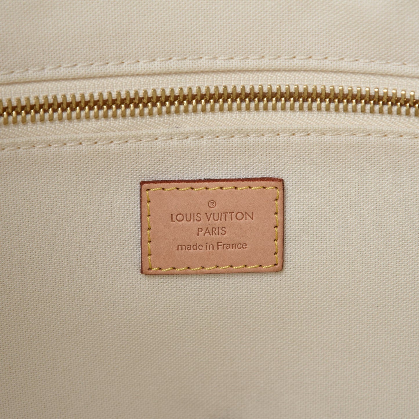 Damier Azur Cabas Adventure MM