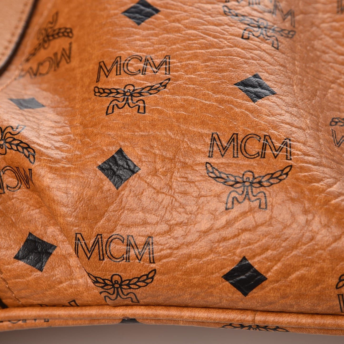 Visetos Medium Essentials Shopper Tote Cognac