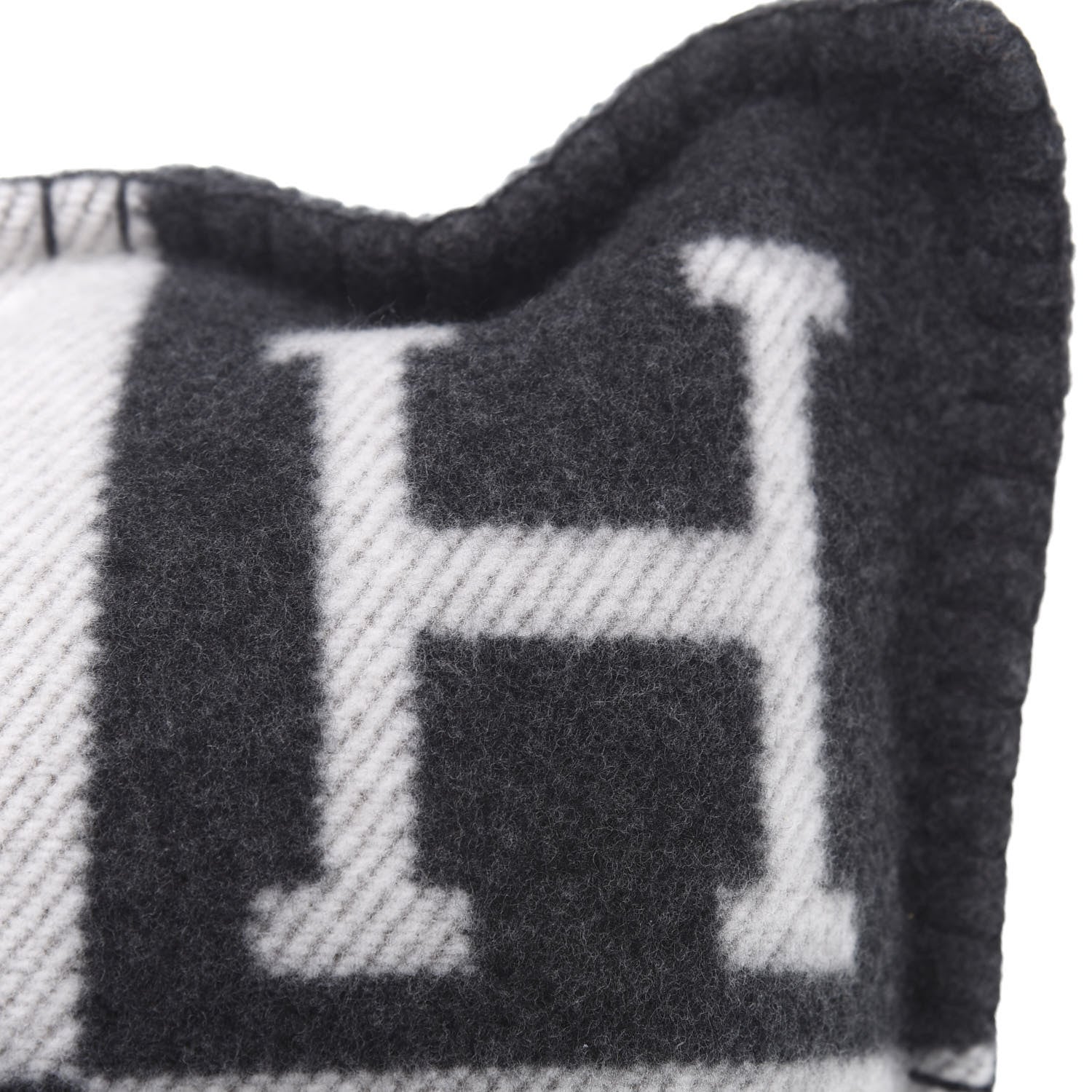 Hermes Wool Cashmere Avalon Pillow PM Ecru Gris Fonce 7 of 7