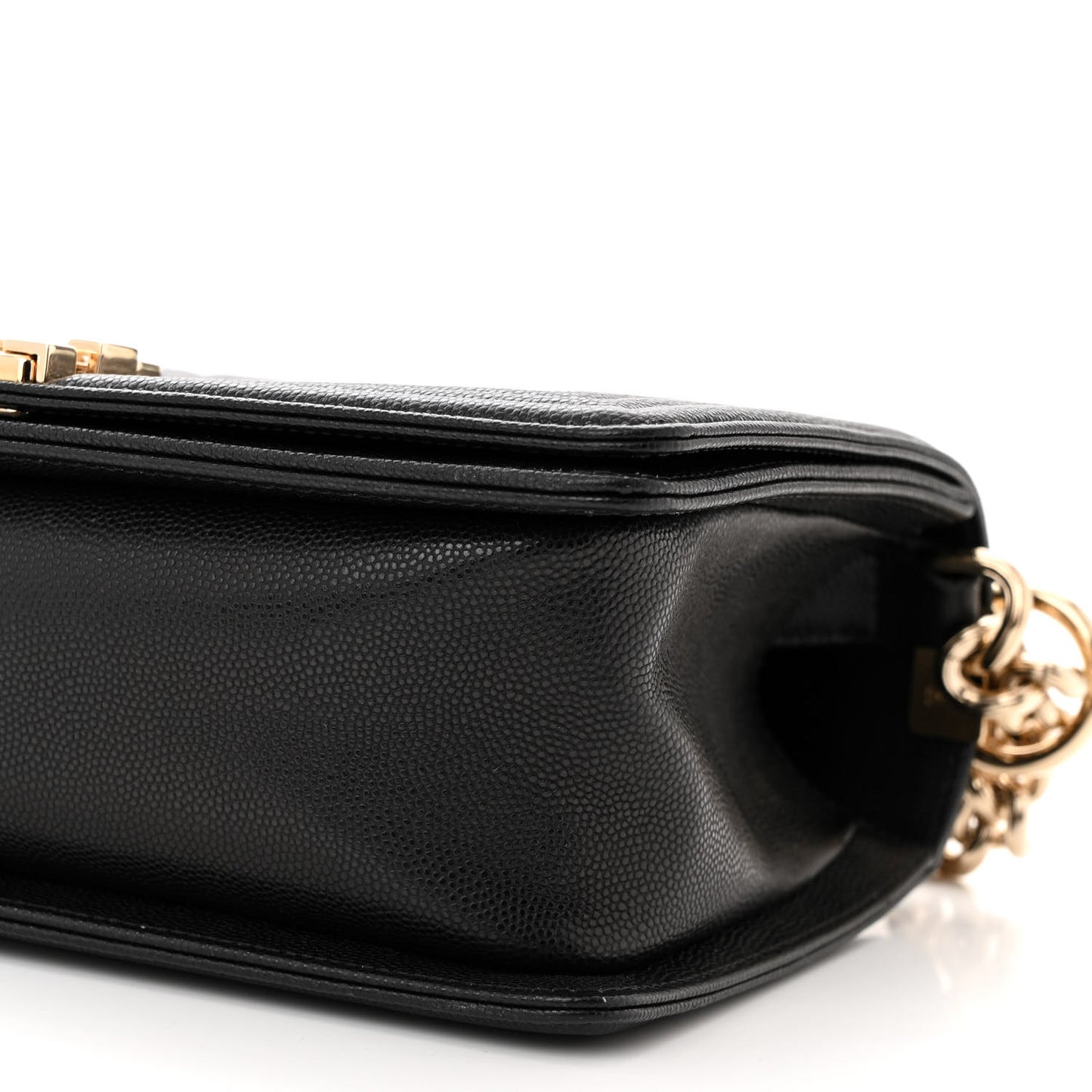 Caviar Quilted Medium Boy Flap Black