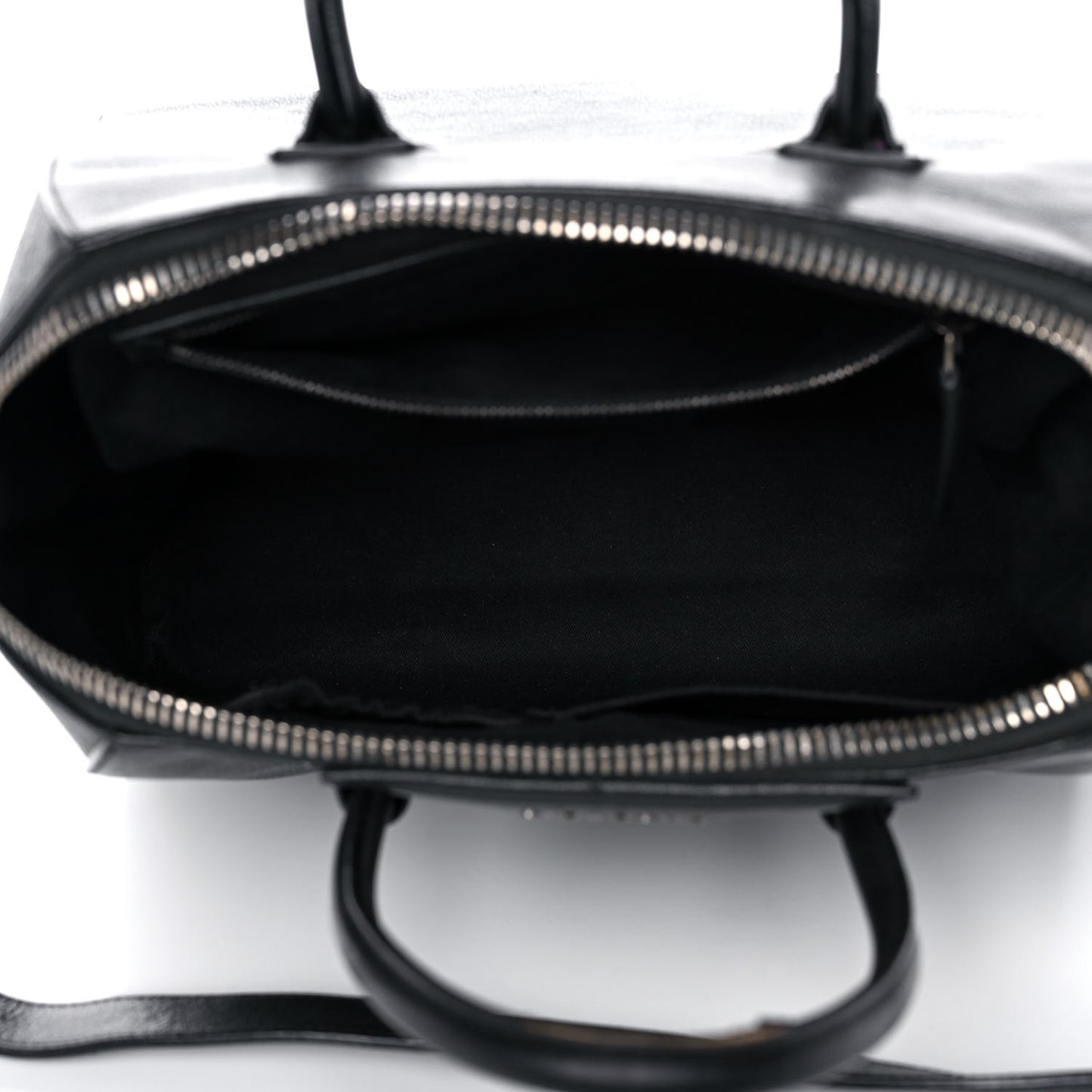 Sugar Goatskin Medium Antigona Black