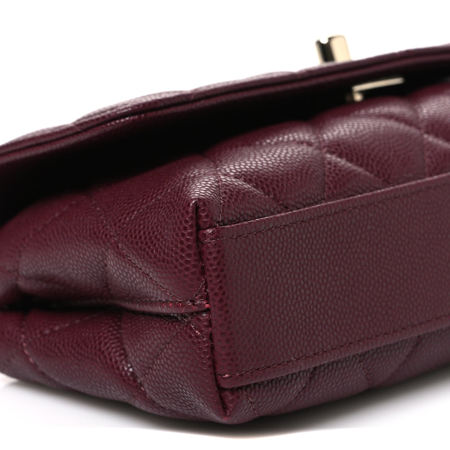 Caviar Quilted Coco Handle East West Clutch With Chain Bordeaux