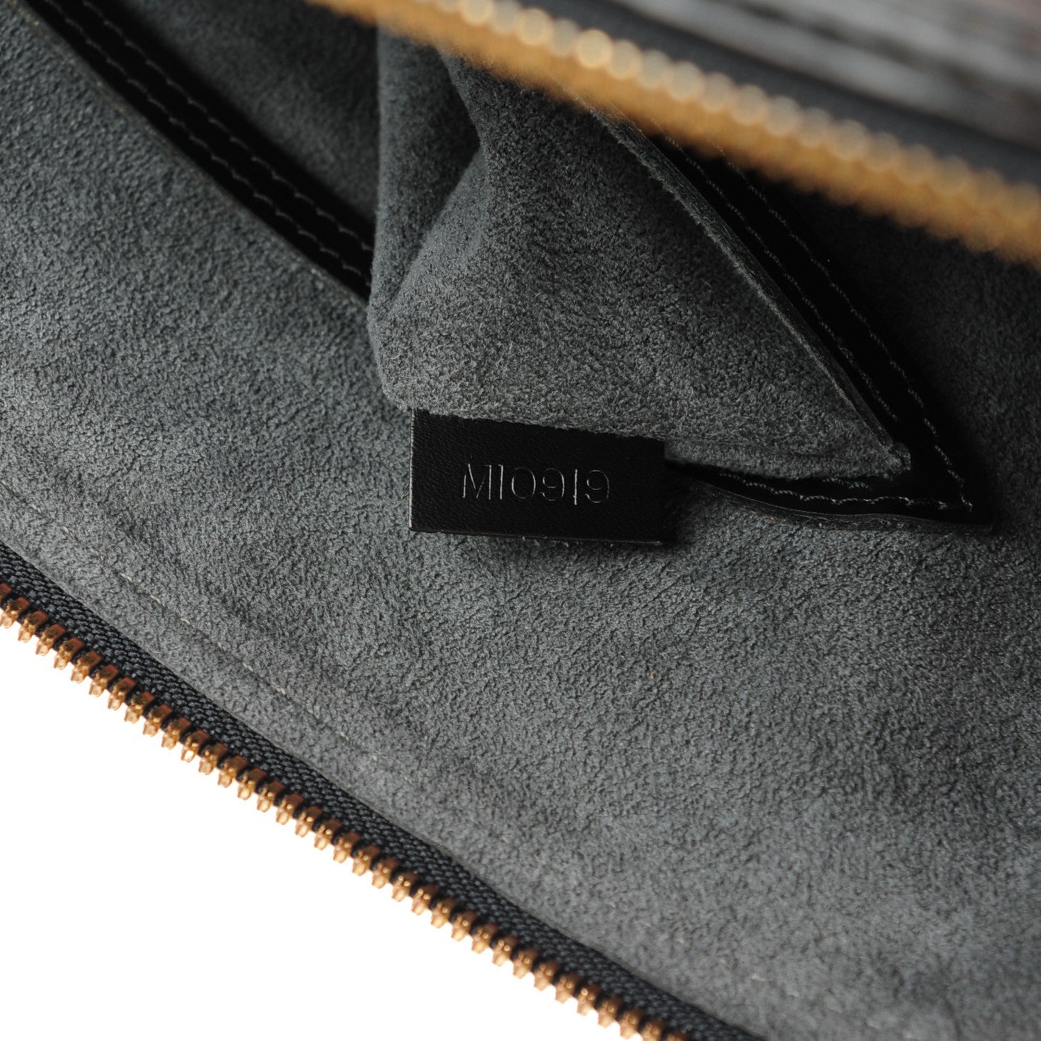 Louis Vuitton Epi Alma PM Black 8 of 8