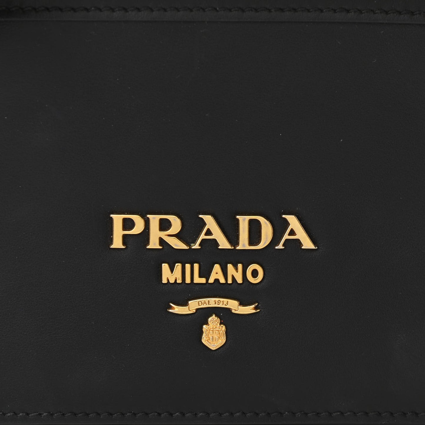 Vitello Antic Soft Pattina Shoulder Bag Black