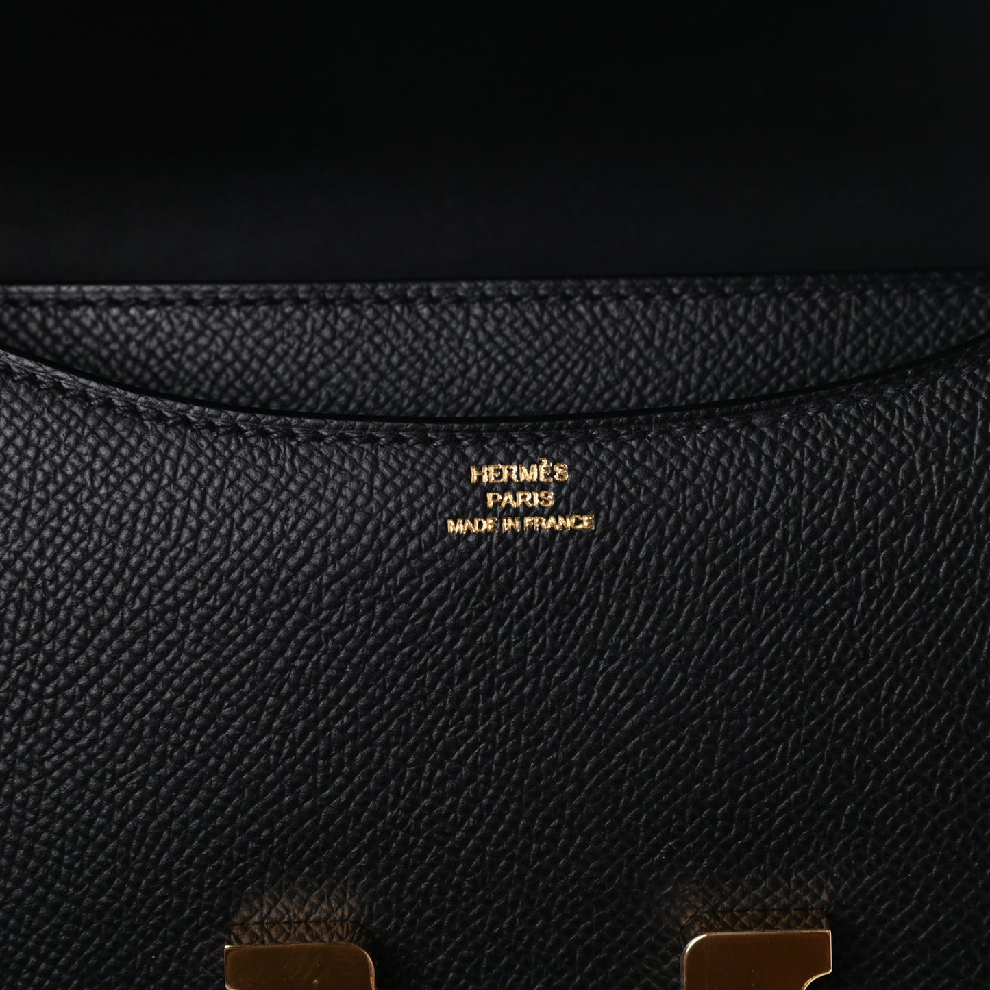 Epsom Constance 18 Black