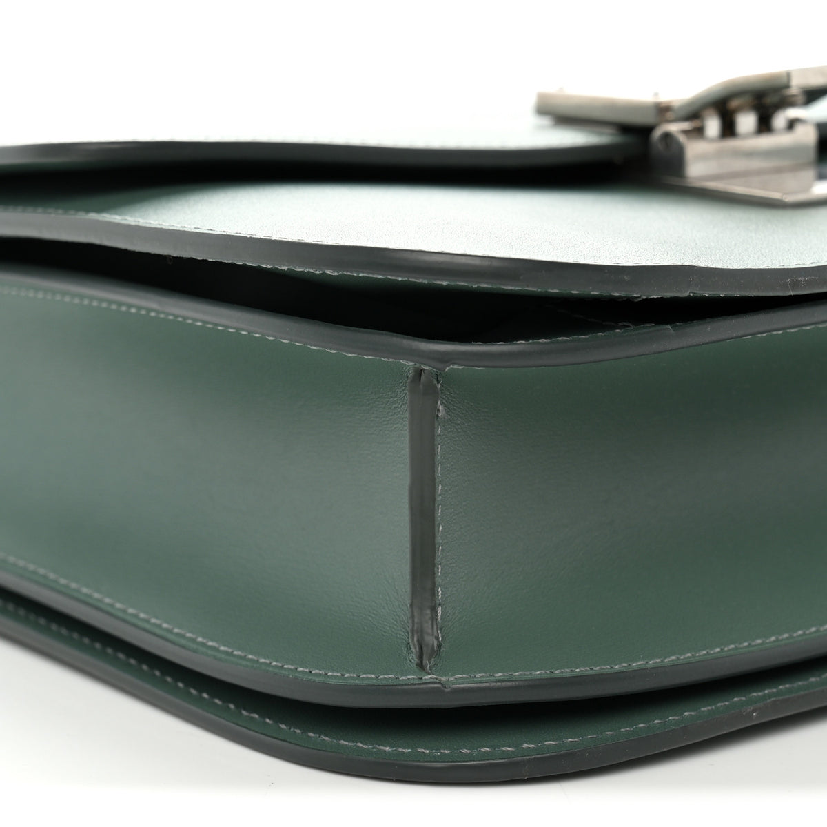 Box Calfskin Medium Classic Box Flap Bag Celadon