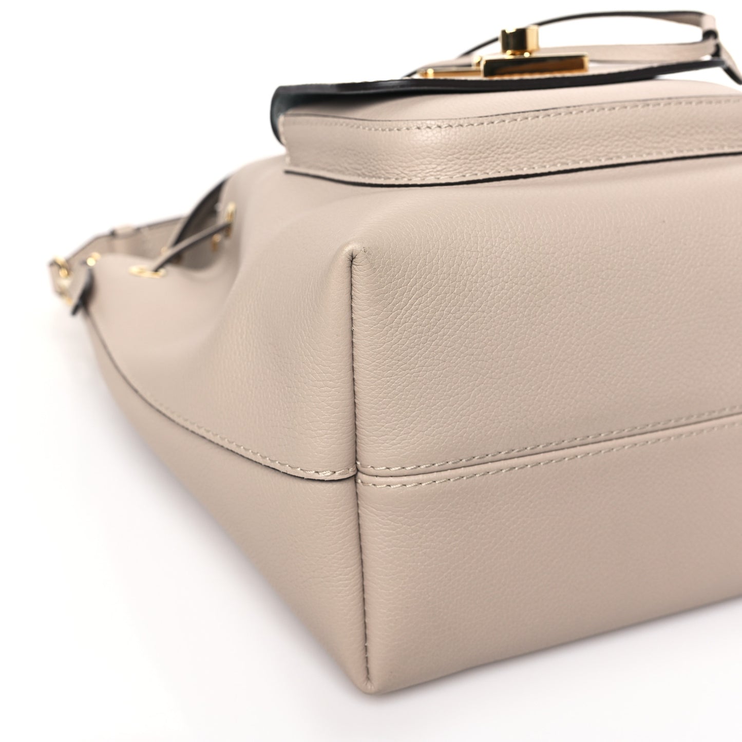 Calfskin Lockme Bucket MM Greige