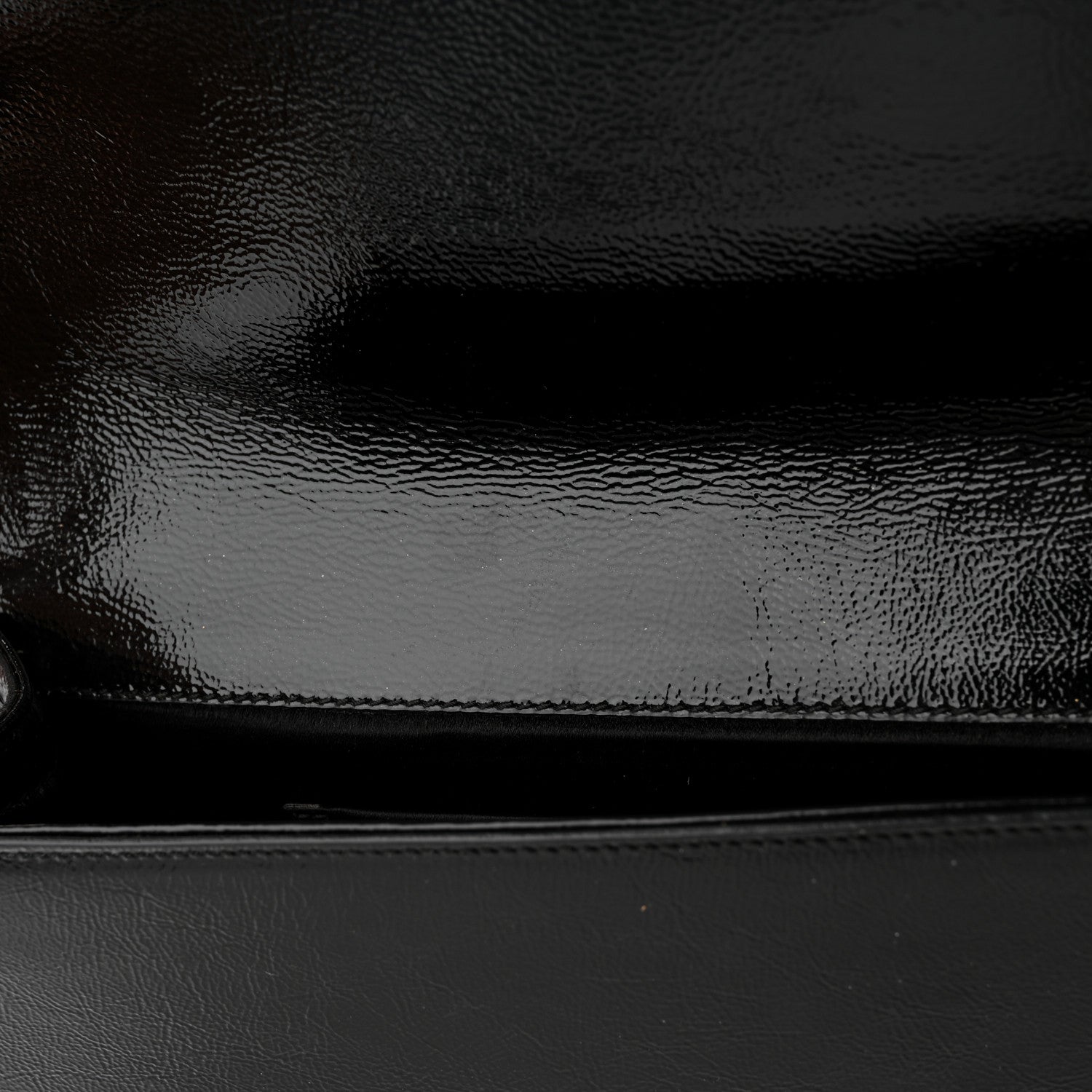 Saint Laurent Textured Patent Monogram Large Belle De Jour Clutch Black 12 of 17
