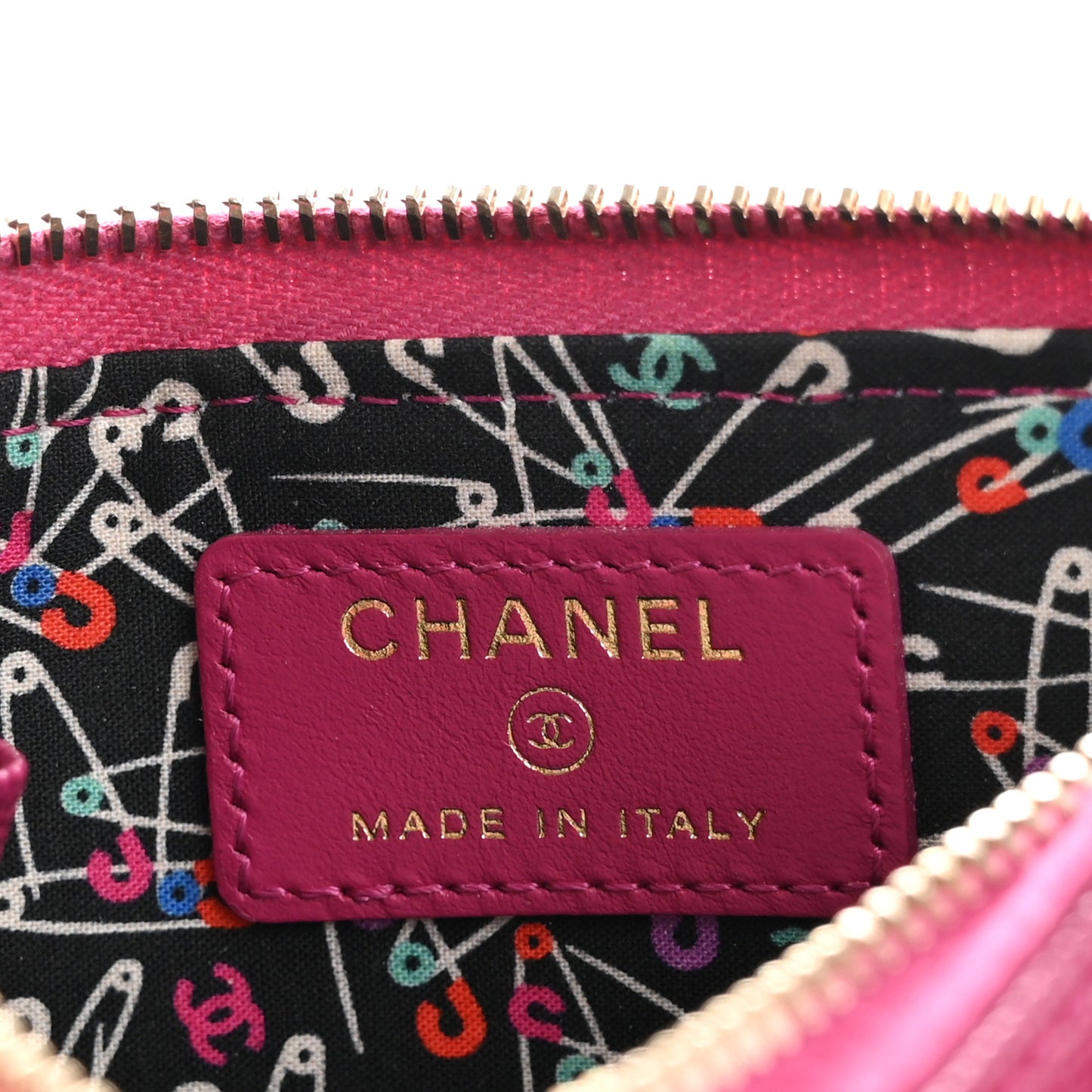 Caviar Quilted CC Zip Around Card Holder Dark Pink