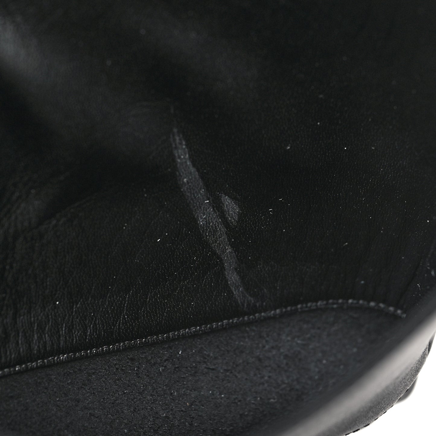 Calfskin Kari Lug 70 Boots 36 Black