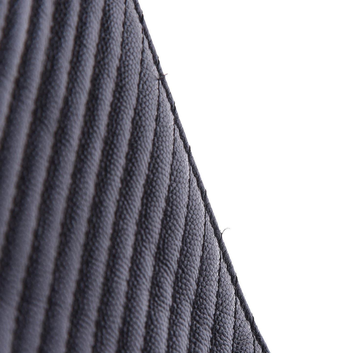 Caviar Chevron Quilted Medium Cosmetic Case Black