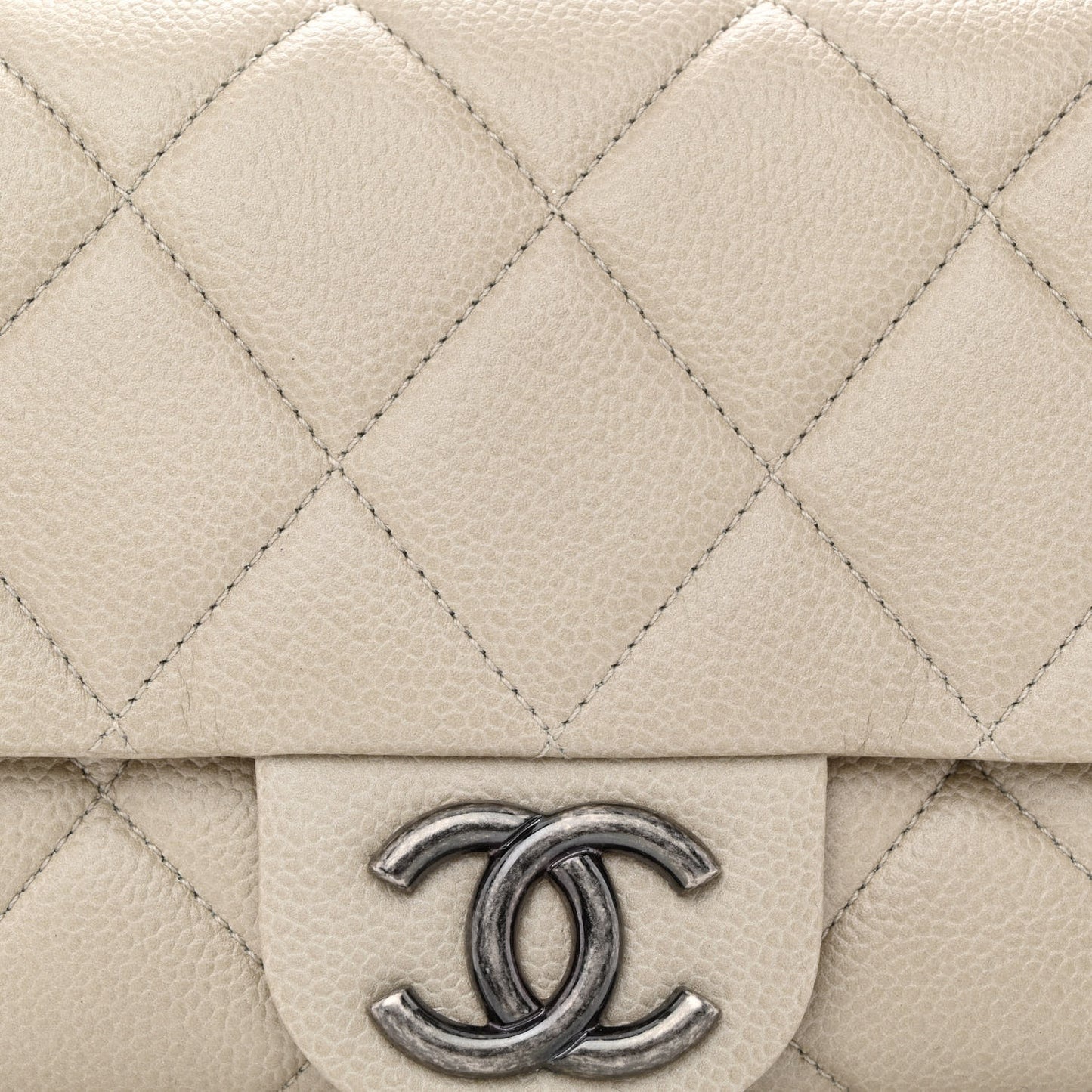 Caviar Quilted Coco Casual Flap Ivory
