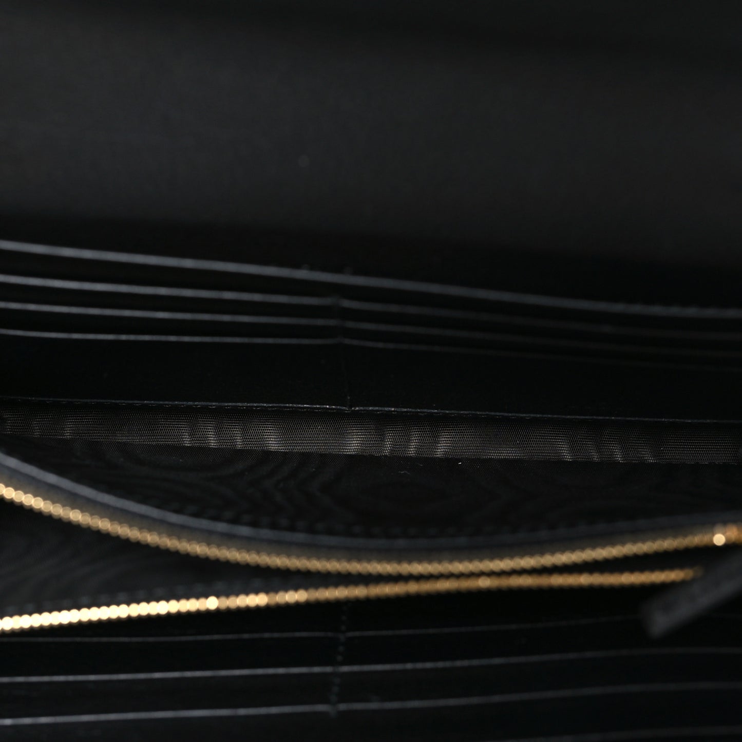 Roxy Calfskin Blondie Continental Chain Wallet Black