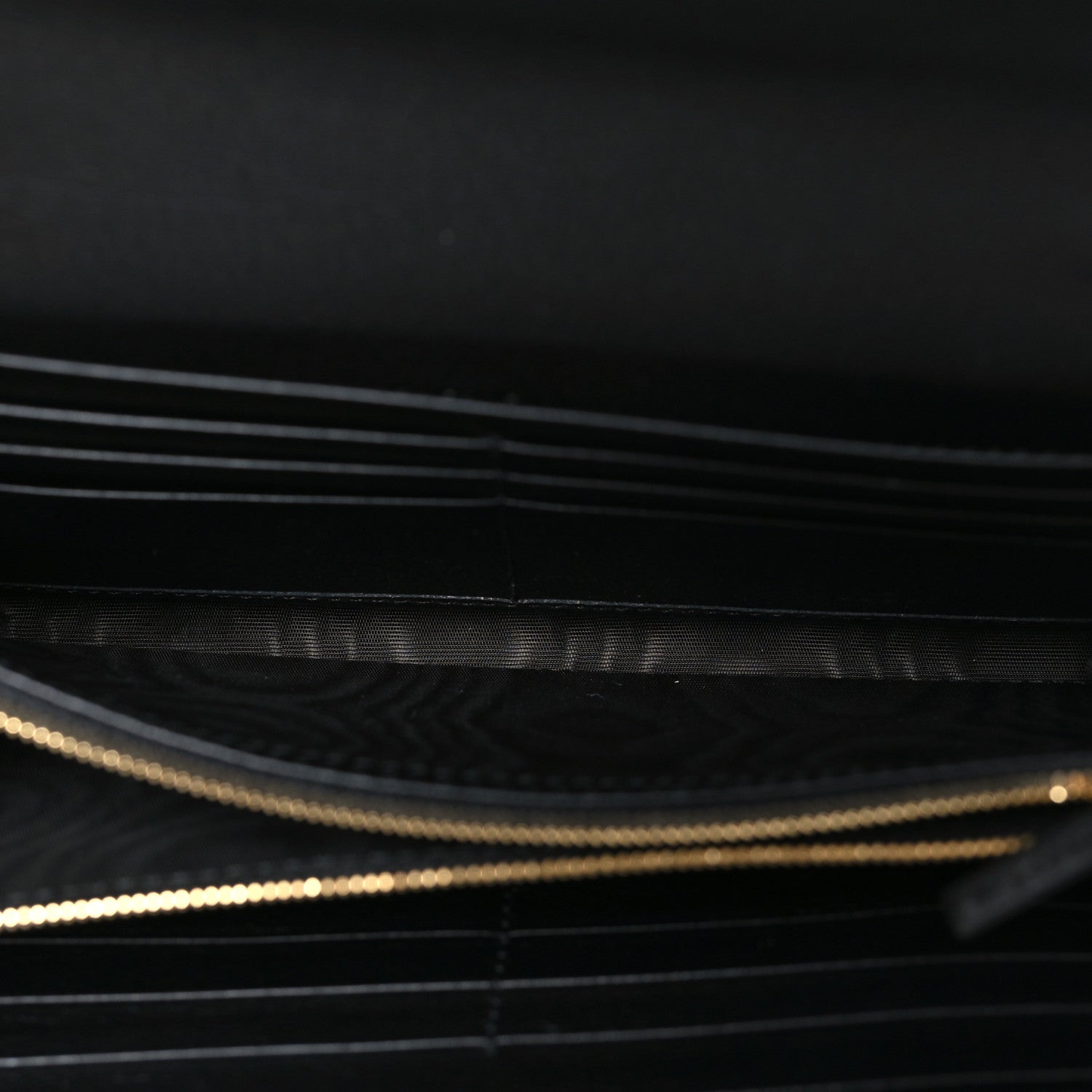 Gucci Roxy Calfskin Blondie Continental Chain Wallet Black 5 of 10