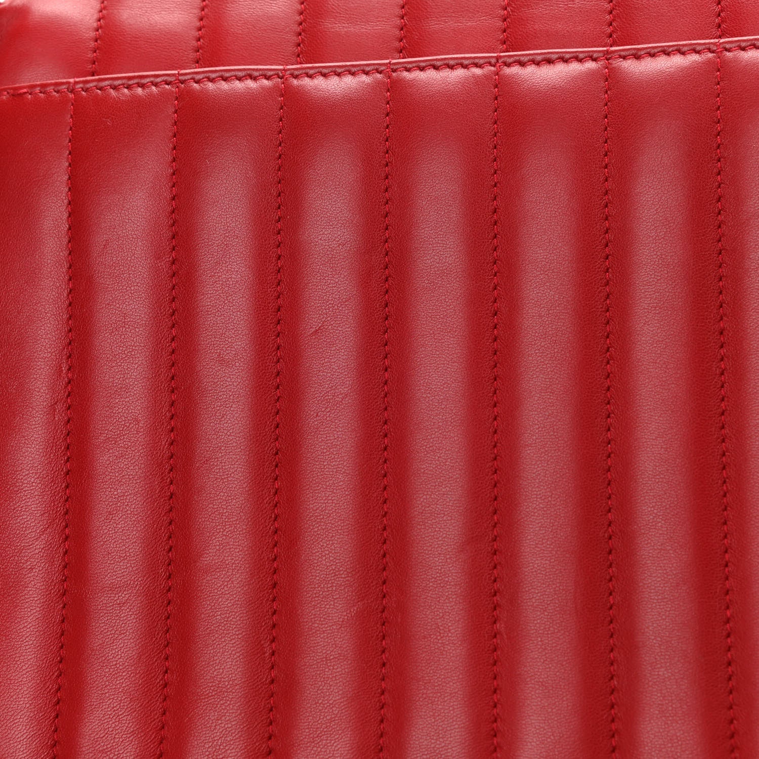 Saint Laurent Lambskin Matelasse Monogram Large Vicky Chain Bag Rouge Eros 17 of 18