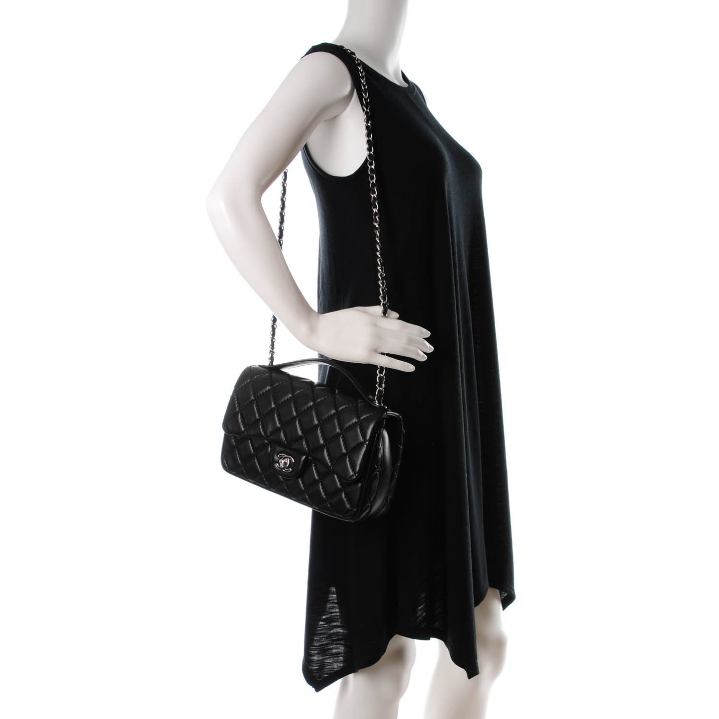Lambskin Quilted Medium Easy Carry Flap Black