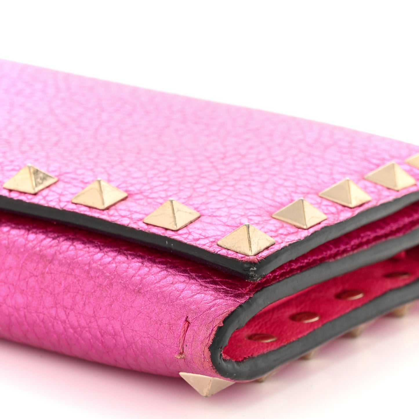 Metallic Pebbled Calfskin Rockstud Flap Wallet On Chain Peony