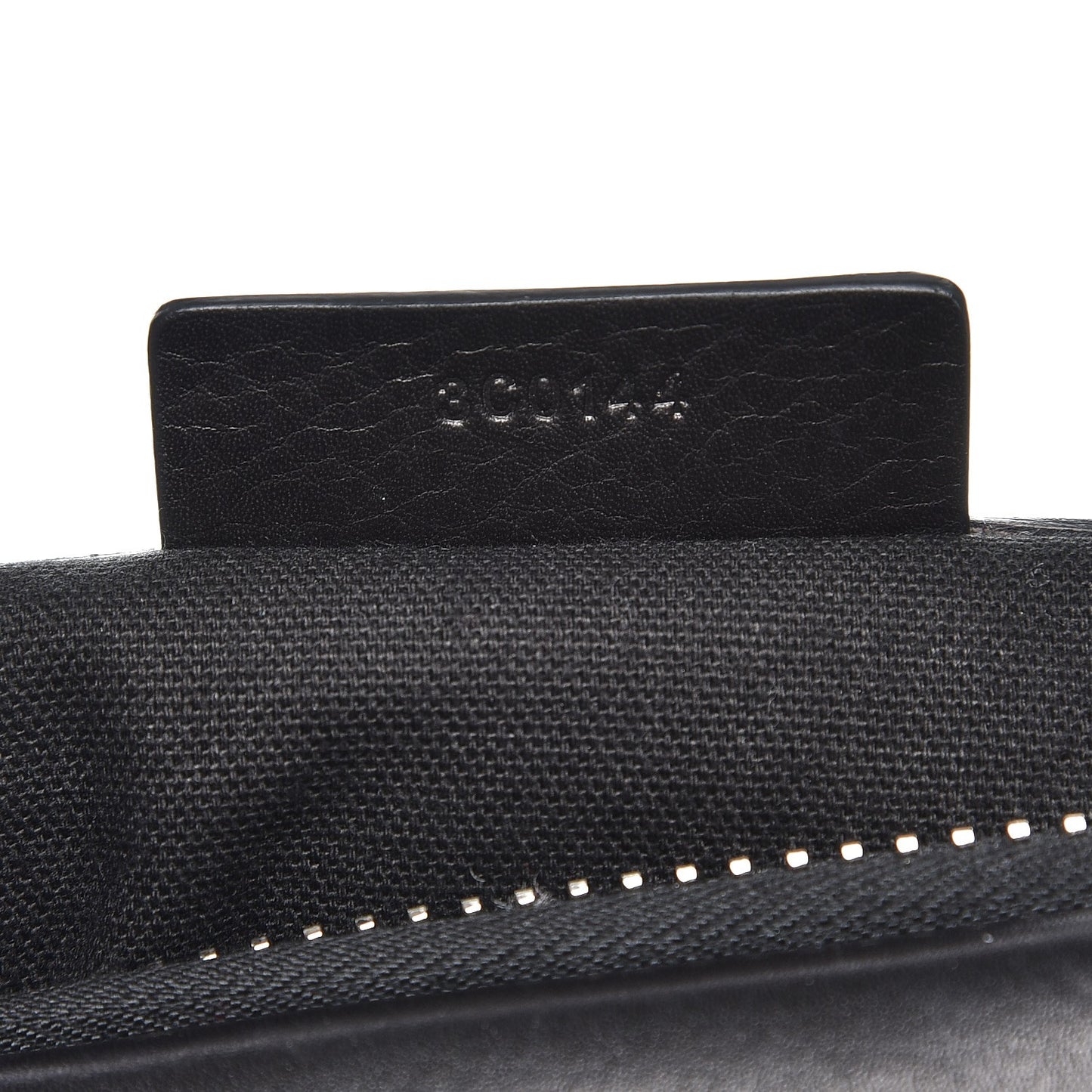 Calfskin Medium Silver Corners Antigona Black