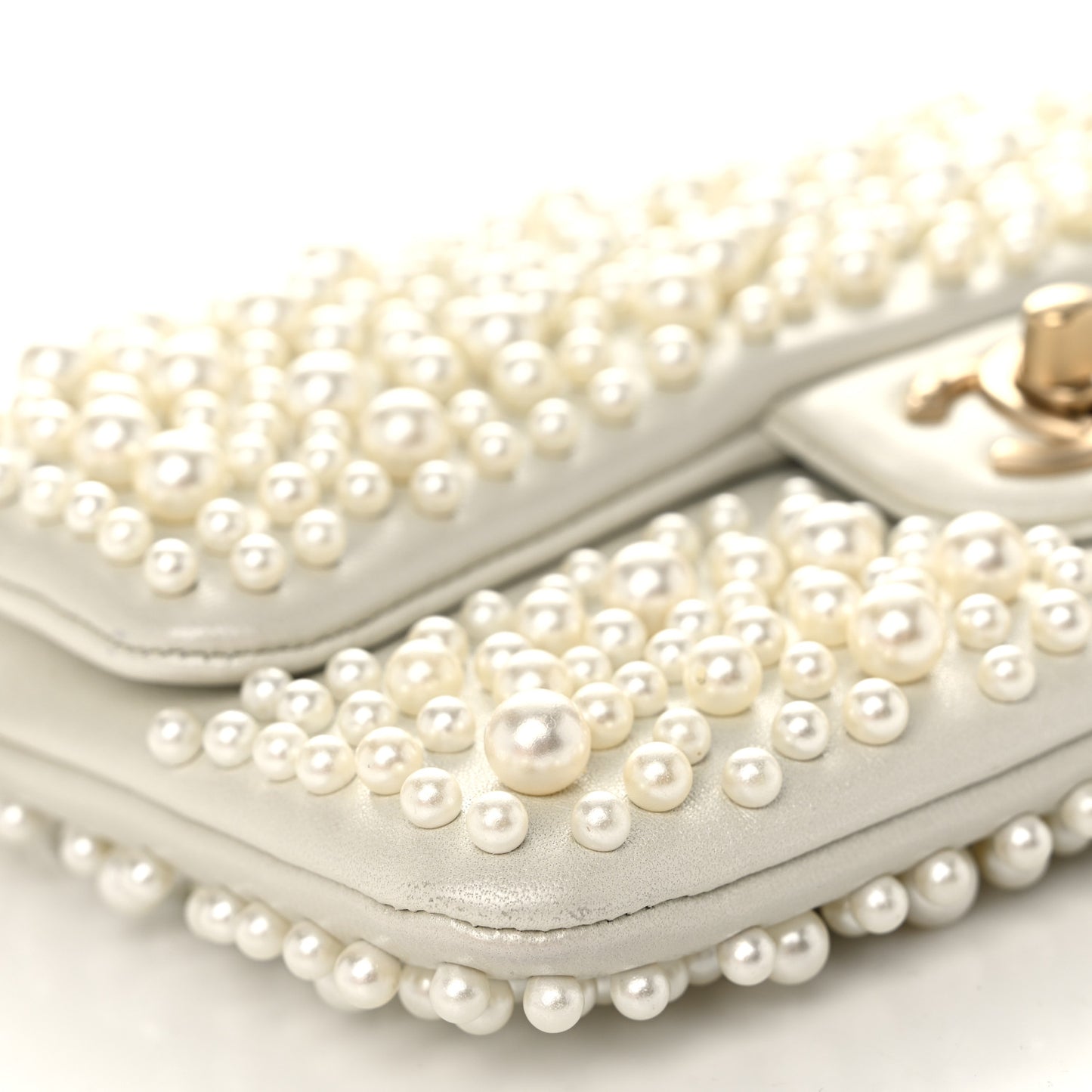 Lambskin Pearls Flap White