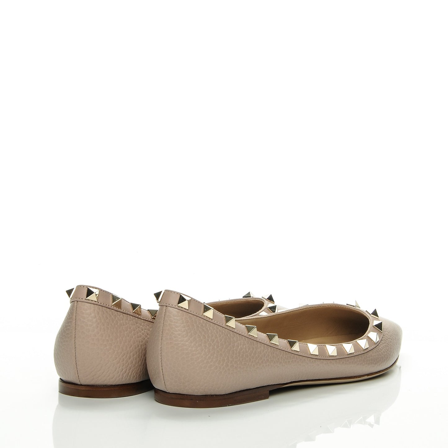 Pebbled Calfskin Rockstud Ballerina Flats 39 Poudre