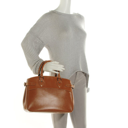 Louis Vuitton Epi Passy PM Cannelle 2 of 7