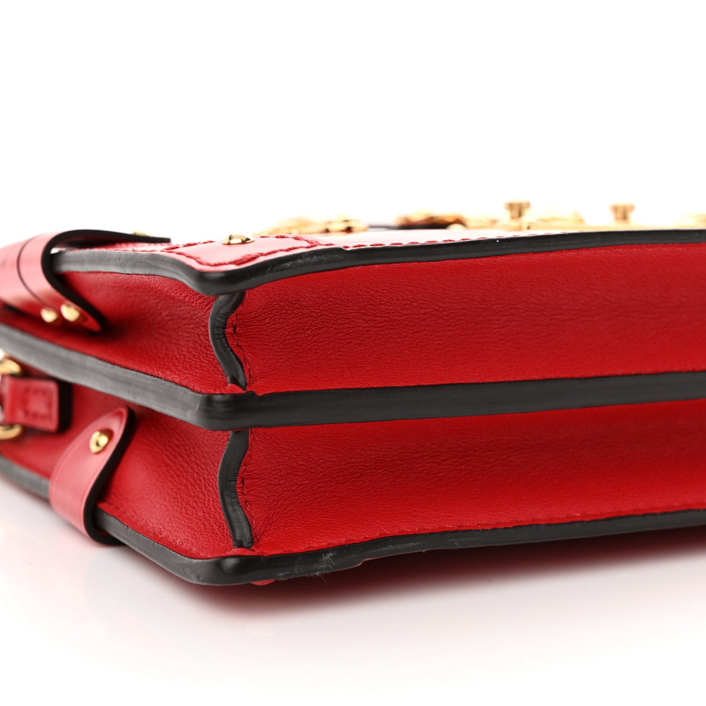 Vernis Trunk Clutch Cherry