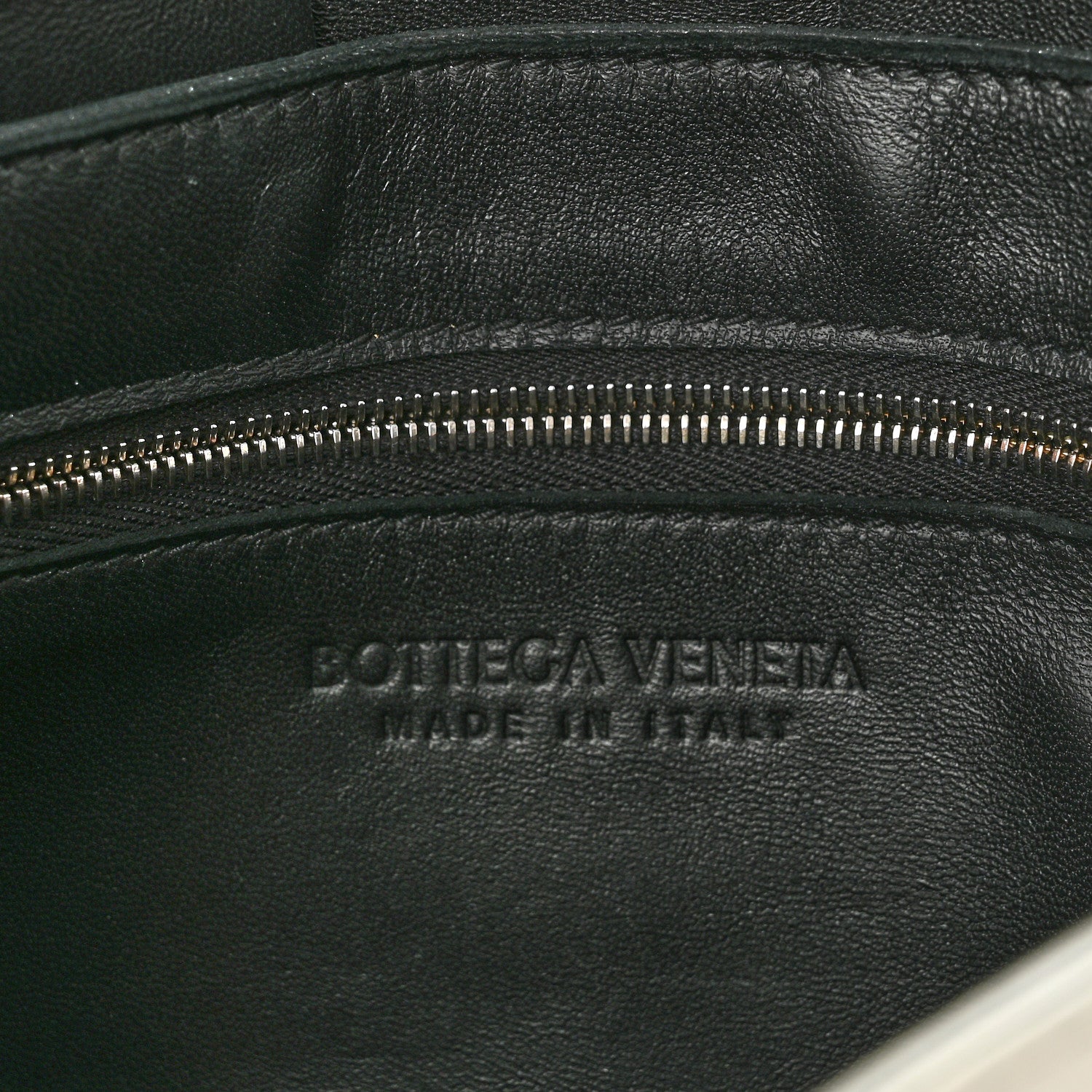 Bottega Veneta Lambskin Maxi Intrecciato Cassette Crossbody Bag White 6 of 13