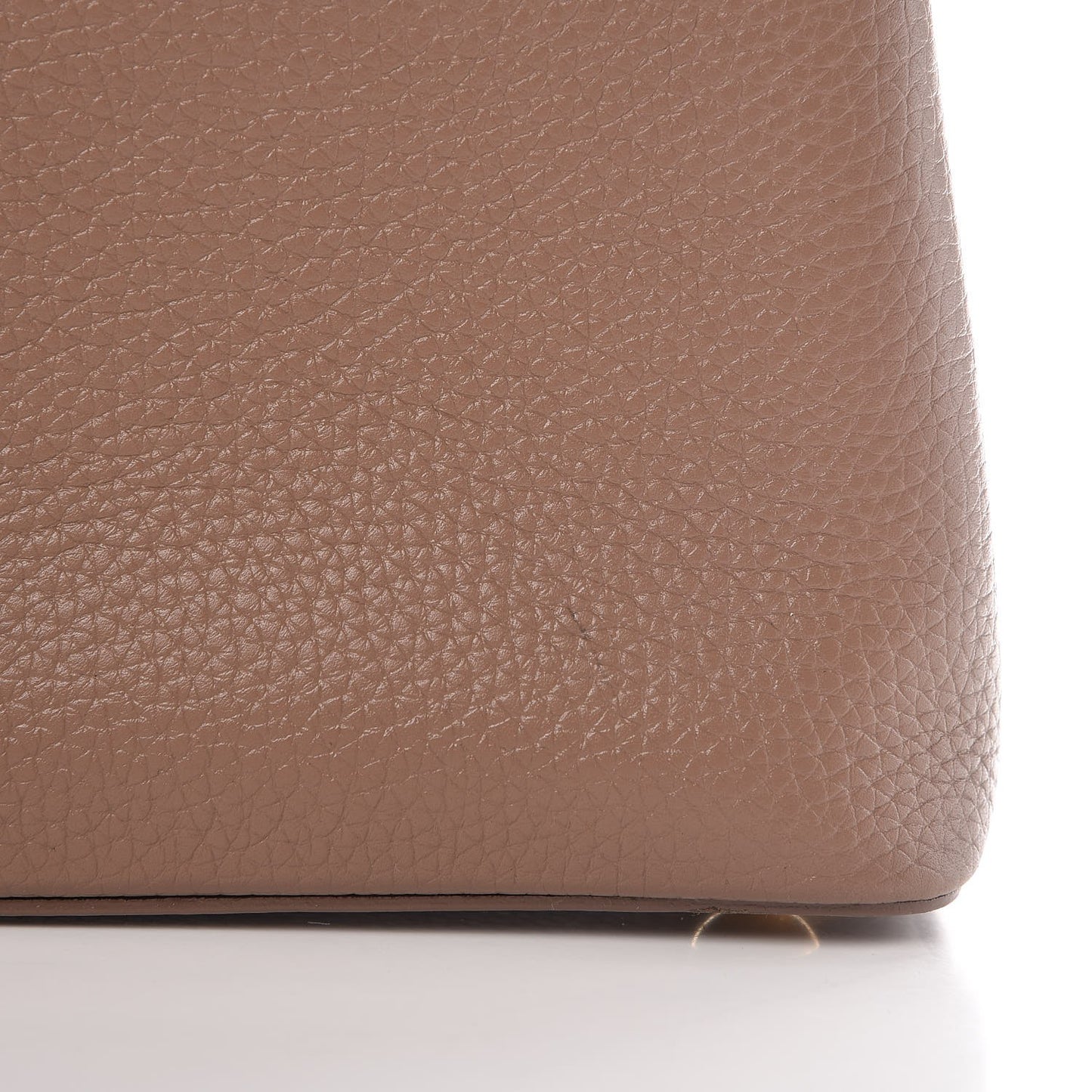 Taurillon Lambskin Capucines PM Taupe
