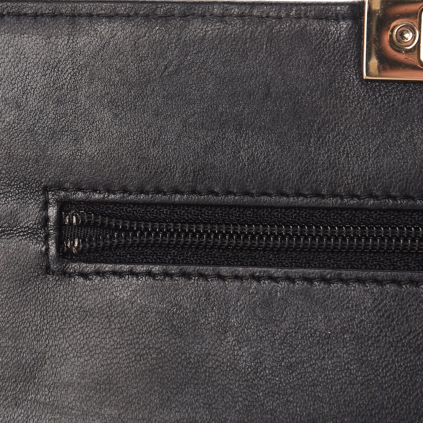 Lambskin Quilted Golden Class Wallet on Chain WOC Black