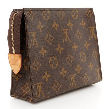 Louis Vuitton Monogram Toiletry Pouch 19 3 of 8