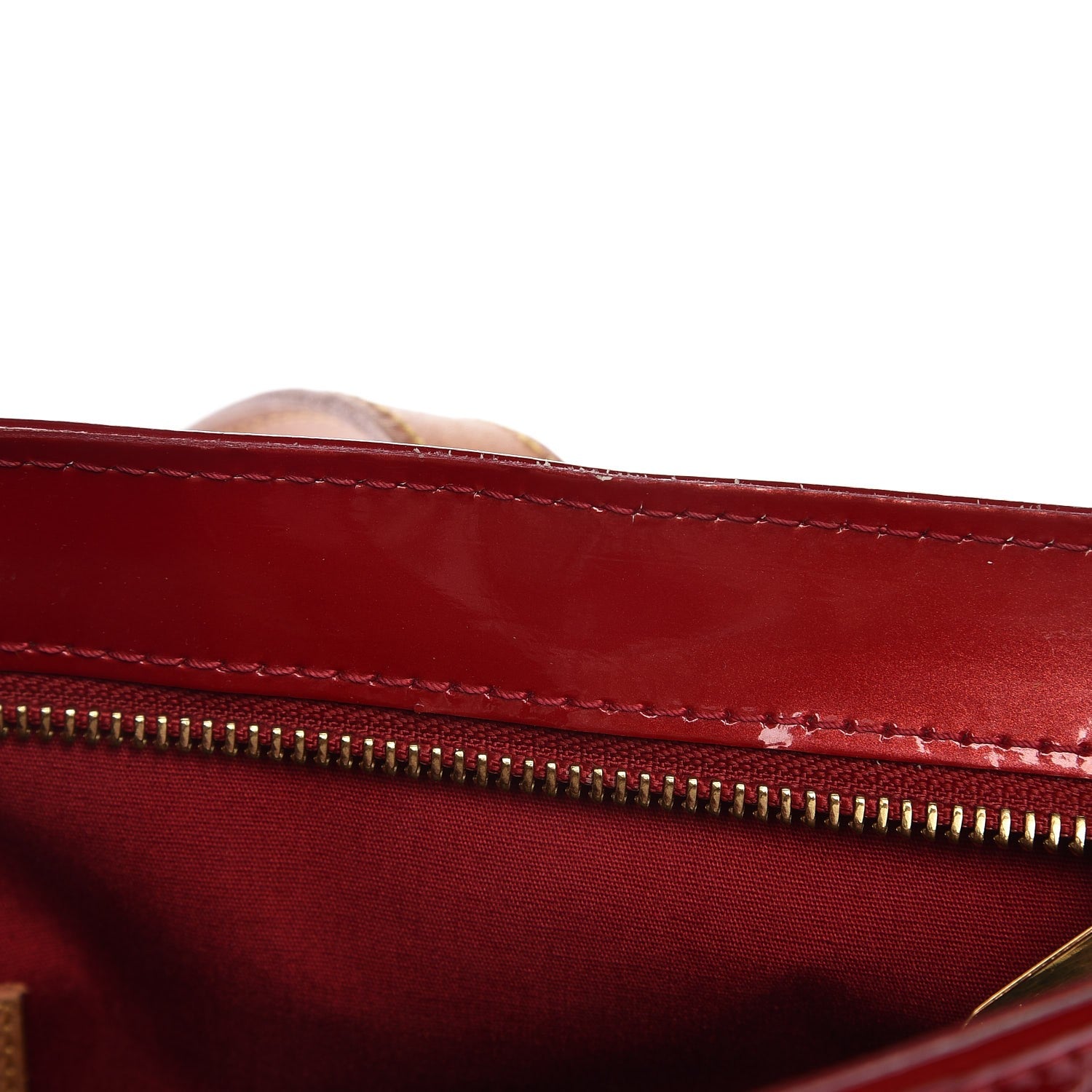 Louis Vuitton Vernis Brentwood Pomme D'Amour 9 of 14
