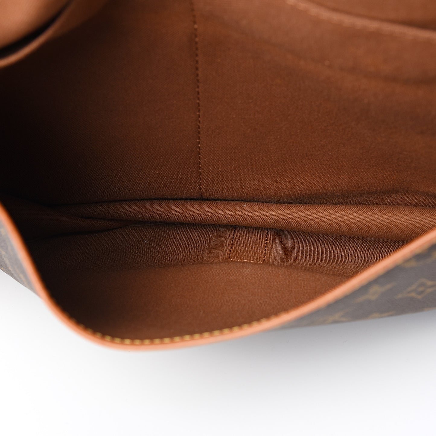 Monogram Saumur 35