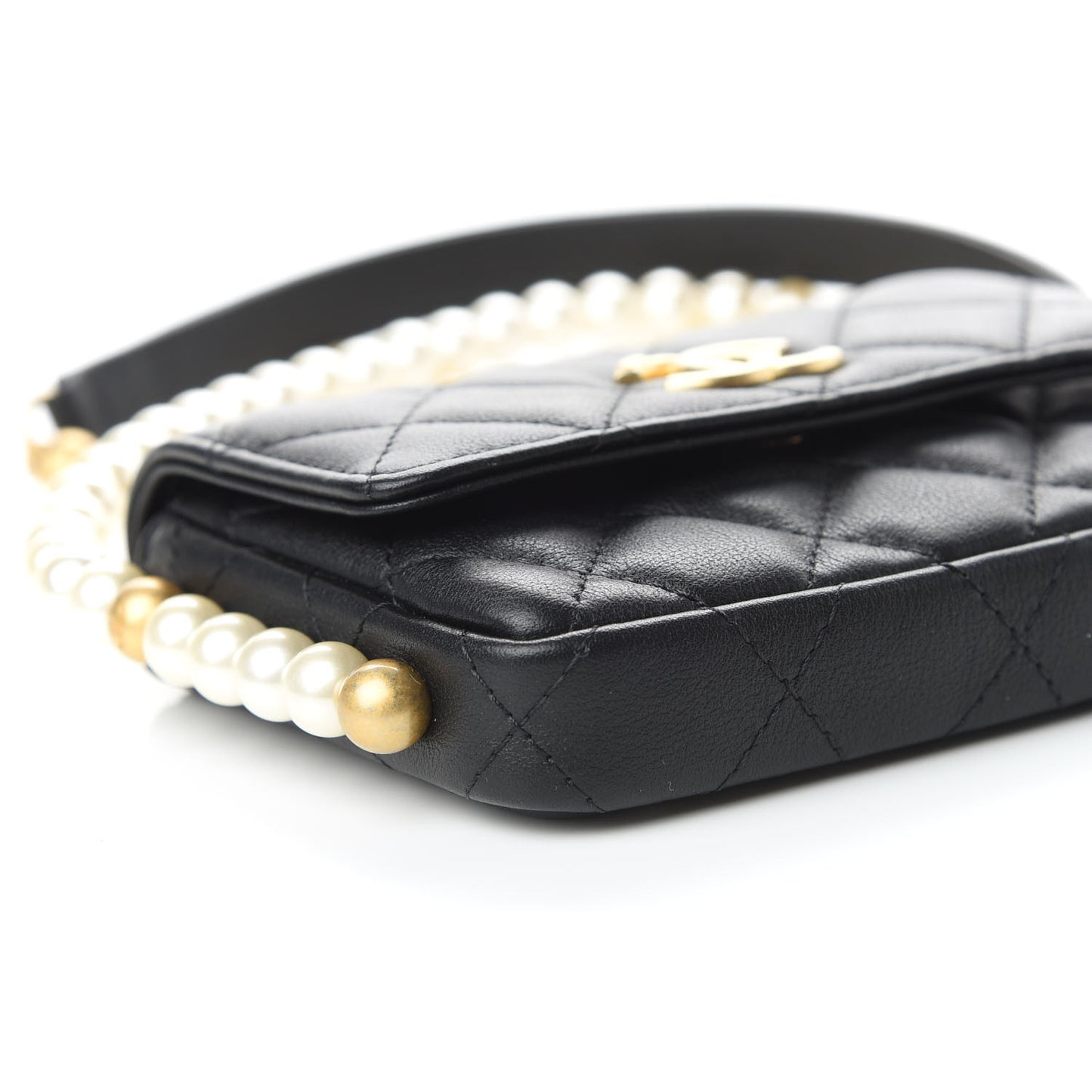 Calfskin Quilted About Pearls Card Holder Flap With Chain Black