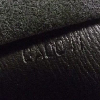 Louis Vuitton Epi Cluny Black 9 of 10