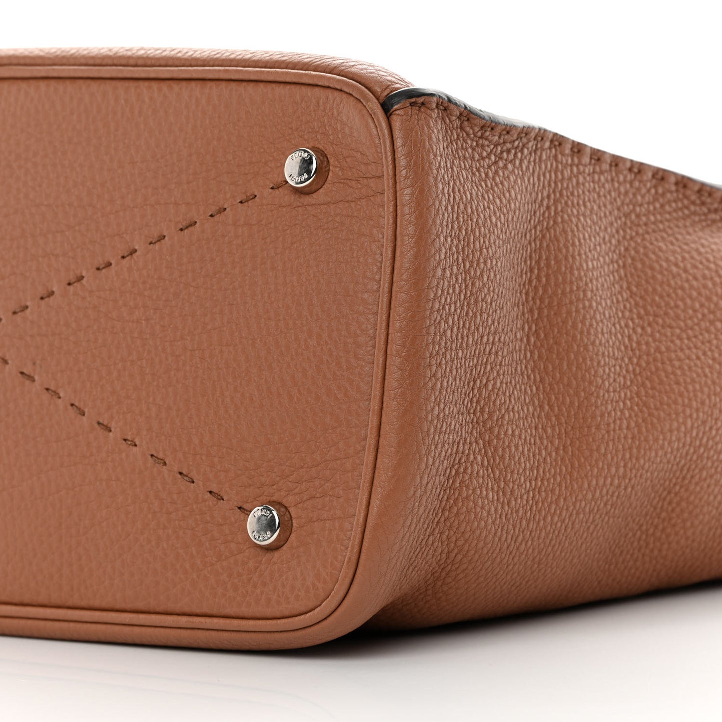 Cuoio Romano Selleria Large Anna Bucket Bag Mou