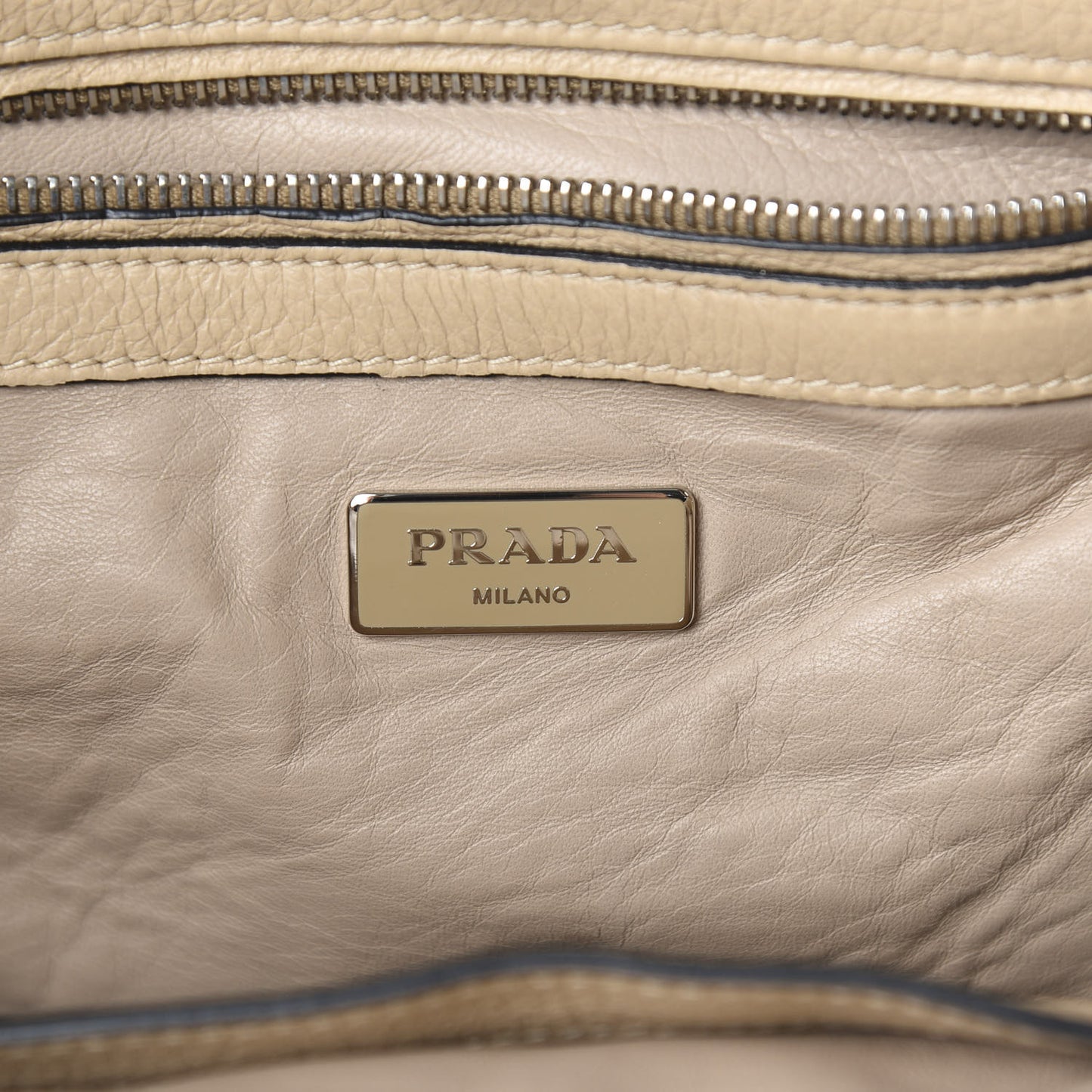 Vitello Daino Twin Pocket Tote Sabbia