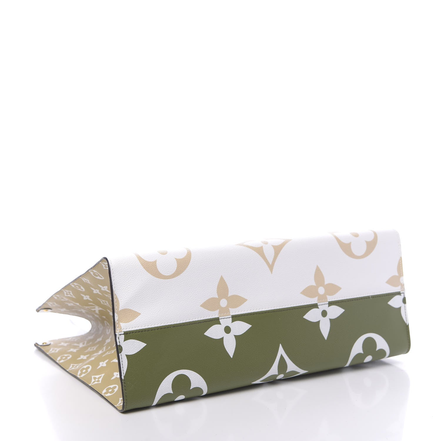Louis Vuitton Monogram Giant Onthego GM Kaki Beige 4 of 10