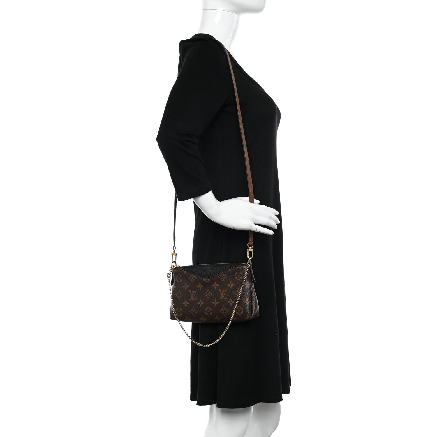 Louis Vuitton LOUIS VUITTON Monogram Pallas Clutch Black 2 of 9